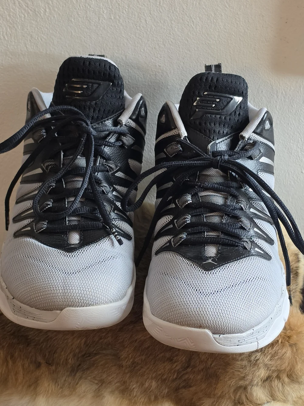 Jordan Men's Gray and Black High-Top Athletic Basketball Shoes